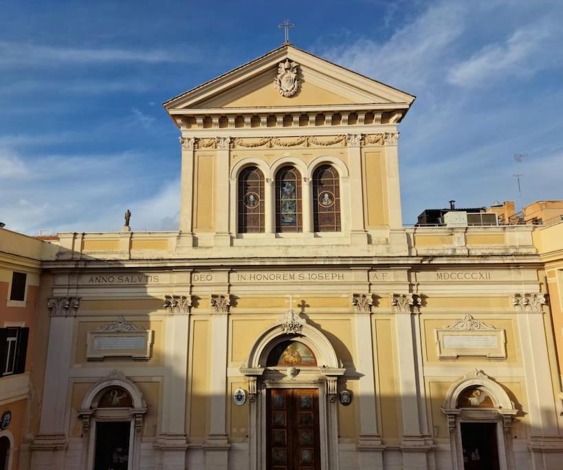 Noxromana I Vatican Lovely View On The Basilica Exterior photo